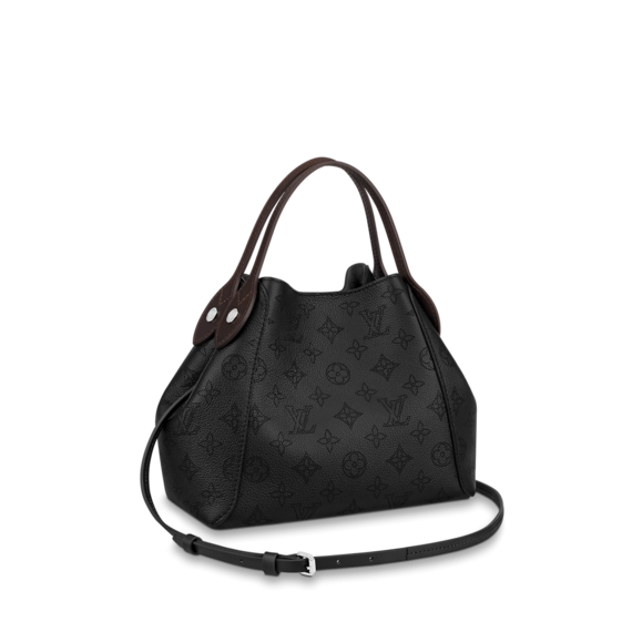 Shop the Louis Vuitton Hina PM Black for Women at the Outlet Sale!