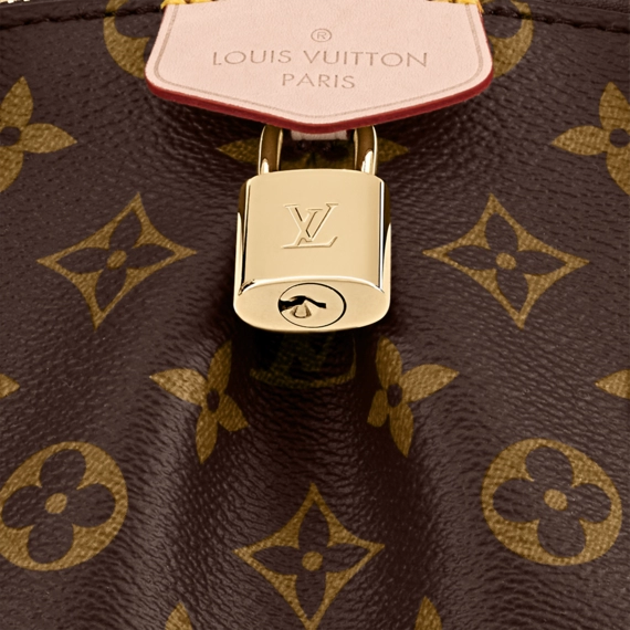 Women - Shop the Original Louis Vuitton Boetie PM