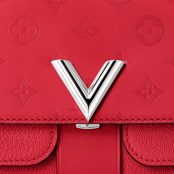 Discounted Prices on the Louis Vuitton Very Chain - Women's Outlet Sale!