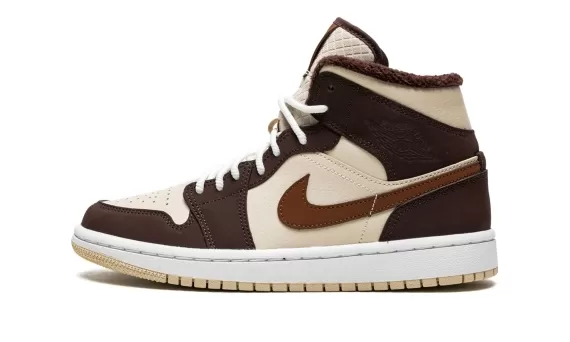 Air Jordan 1 Mid SE - Brown Basalt Fleece