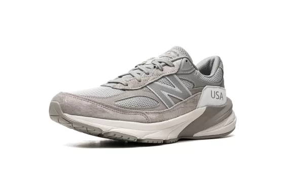 990V6 WTAPS - Grey