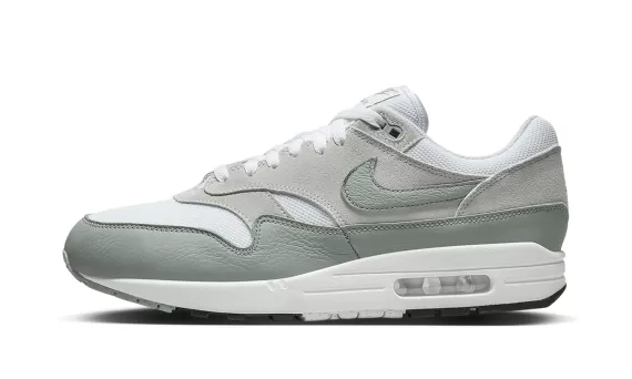 Air Max 1 - Mica Green